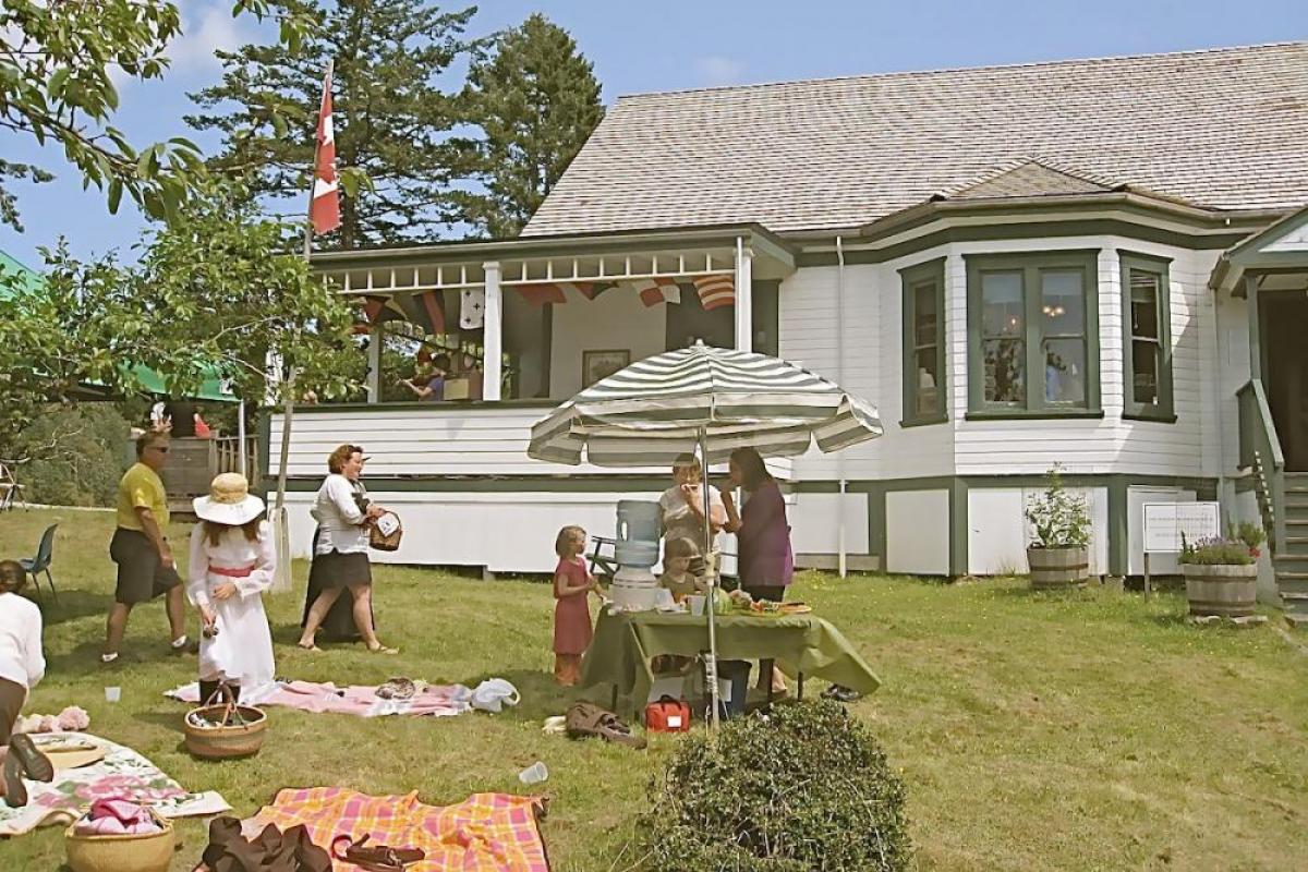 Family Pick nick Event Pender Island Museum